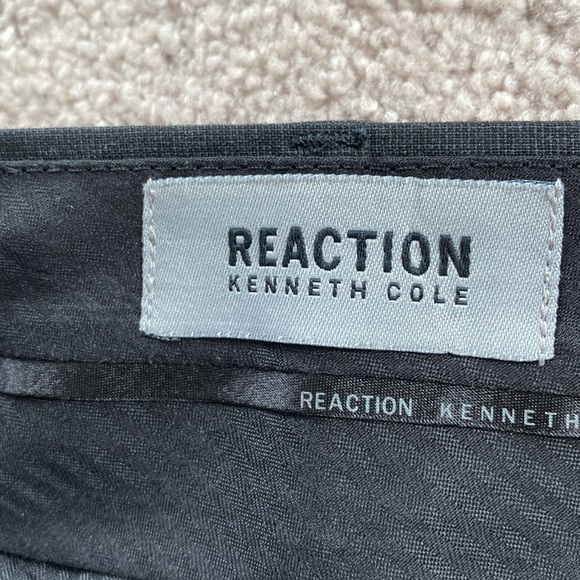 Kenneth Cole reaction dark grey Mens dress pants 34”x 32” in excellent condition - Picture 6 of 7